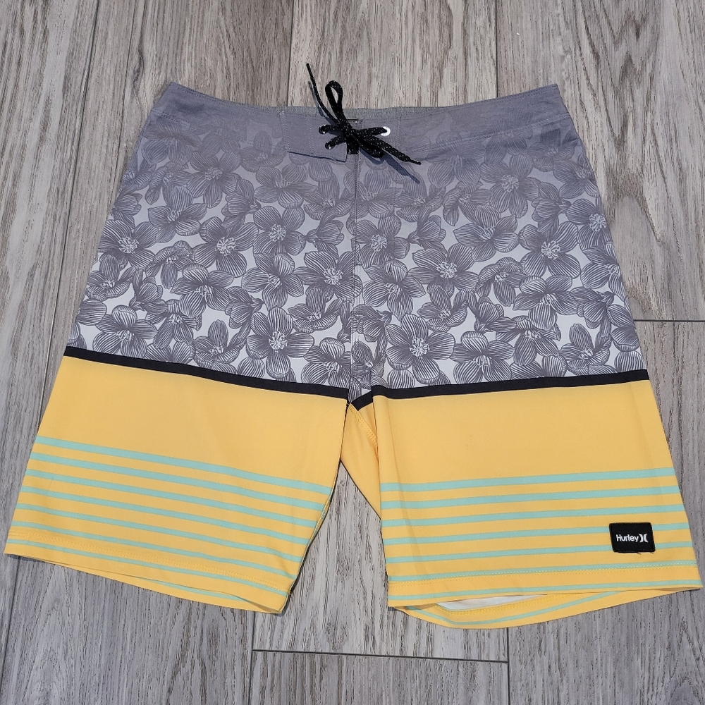 Hurley Phantom Floral Gray and Yellow Board Shorts